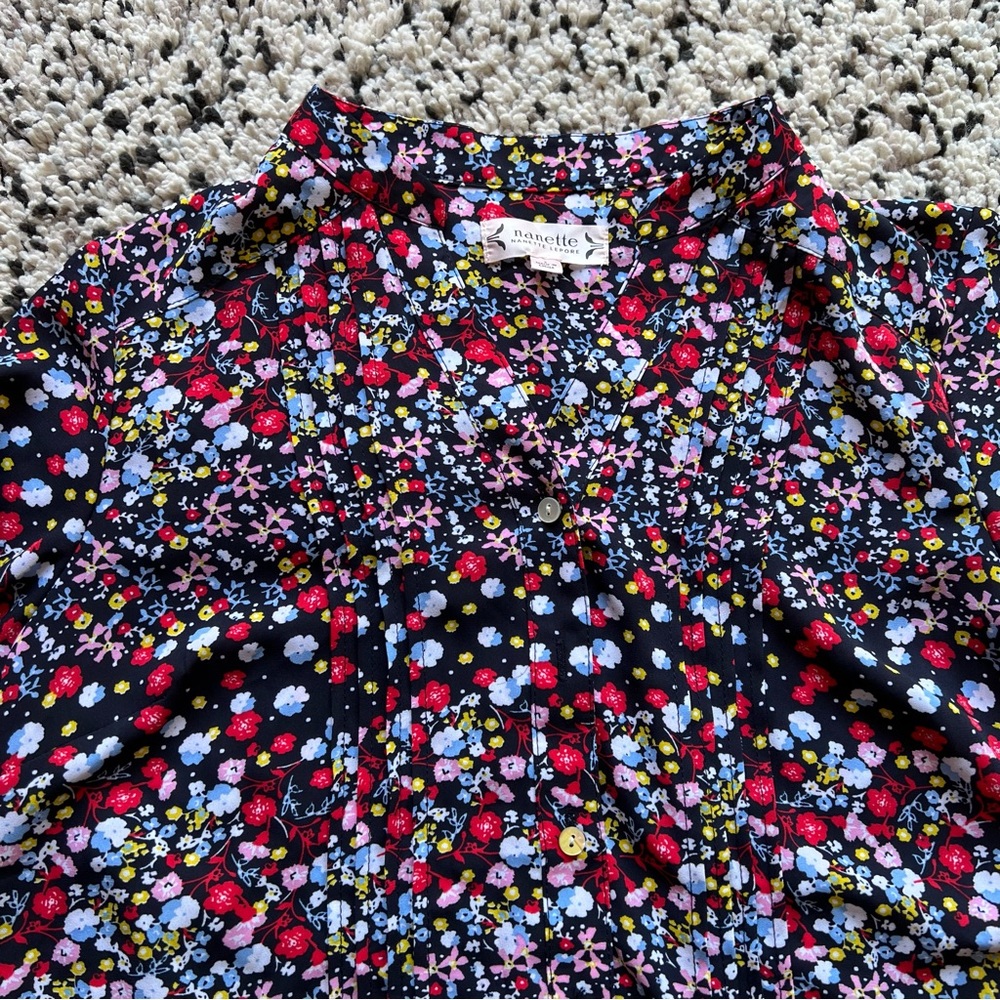 Nanette Lepore Long Floral Shirt Lightweight Button Down Women’s Small - Picture 4 of 13